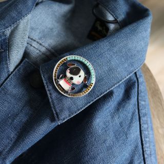 Broche Puppy Couleur Argent Blanc